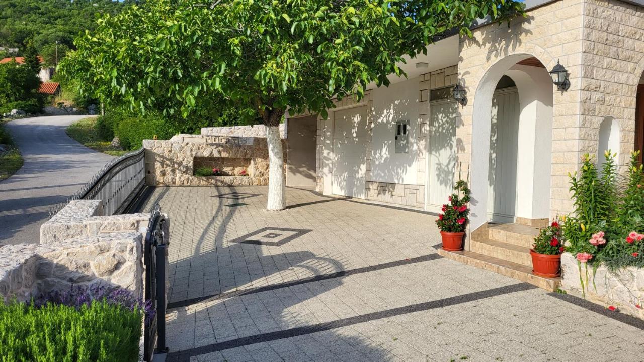 Country Home Mocilo, Zagvozd Bagian luar foto