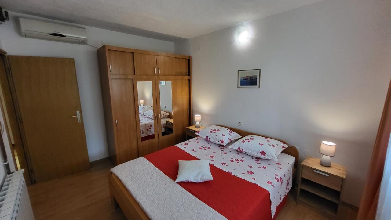 Country Home Mocilo, Zagvozd Bagian luar foto