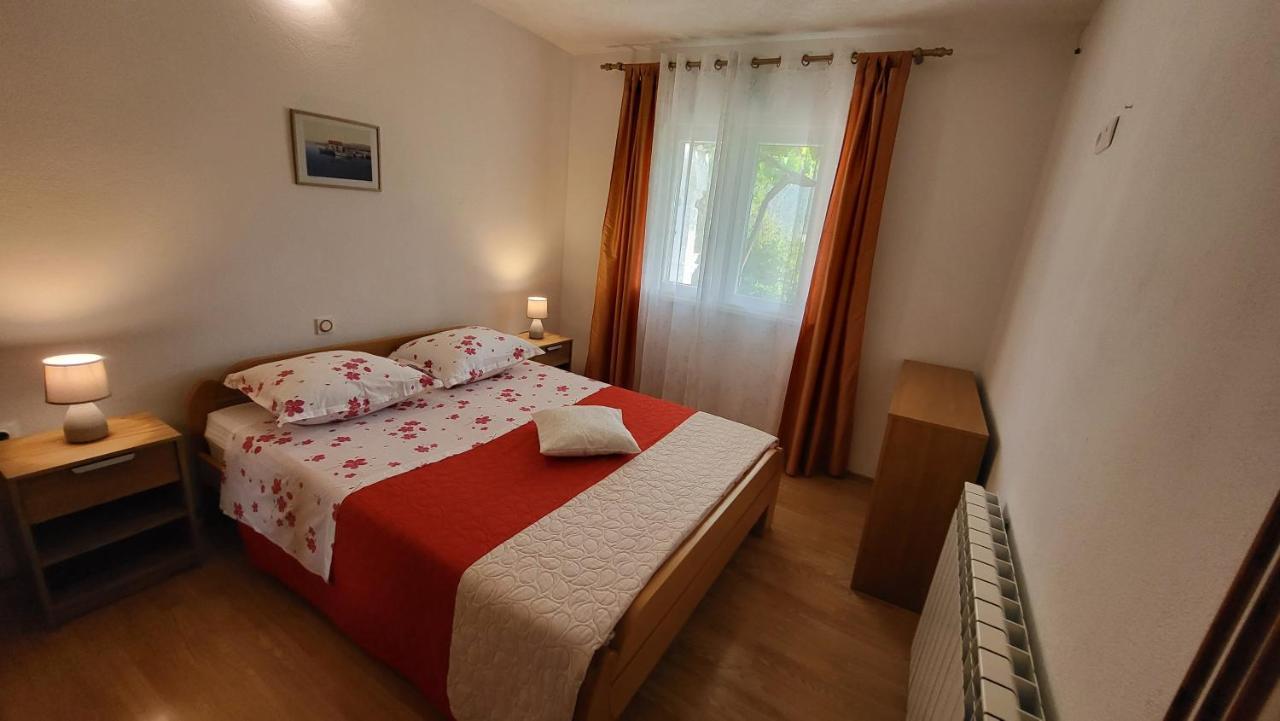 Country Home Mocilo, Zagvozd Bagian luar foto